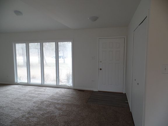 3rd image of 10275 W 143rd St