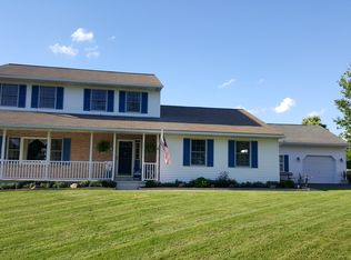 1011 Ridgeview Dr, Orwigsburg, PA 17961