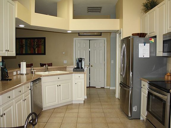 5th image of 5840 Montford Dr