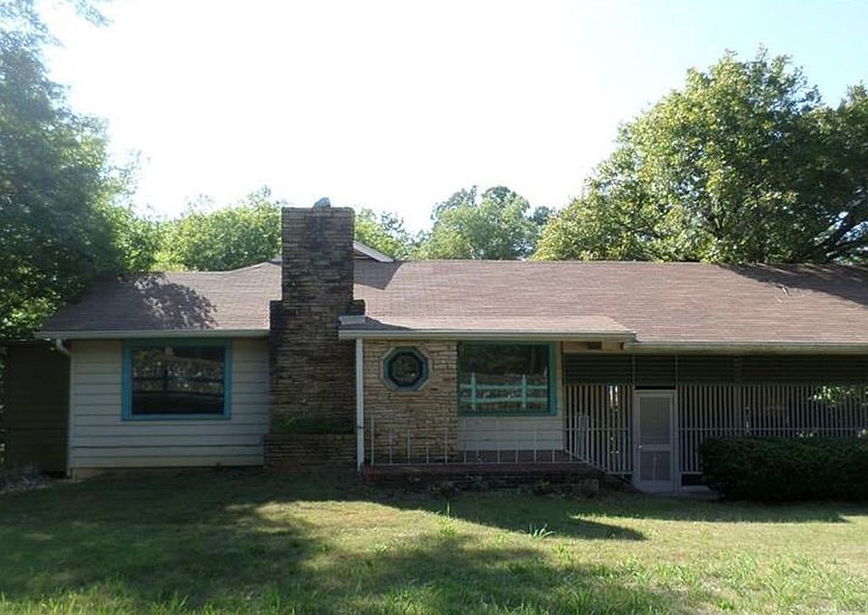 1st image of 122 Blacks Bluff Rd SW