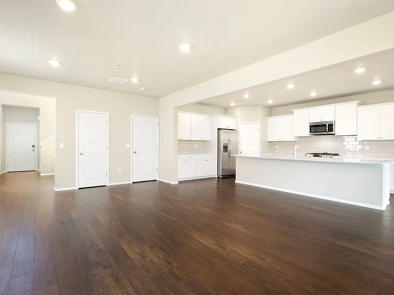 905 Timberline Ave — Photo 7
