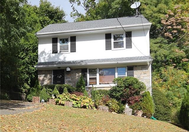 1st image of 129 Anderson Ave
