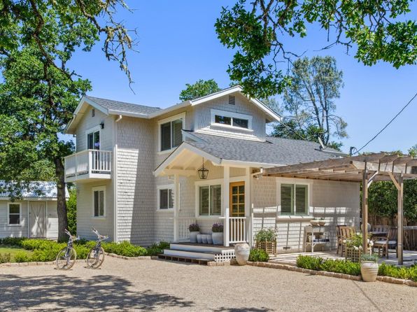 110 Viola Way - 2bd/2ba, 1,221 sqft - in Angwin, CA