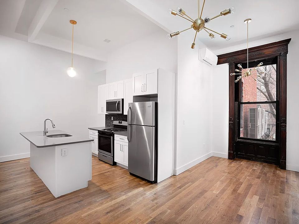 1st image of 10 W 122nd St #2R