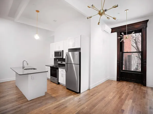 10 West 122nd Street image 1 of 9