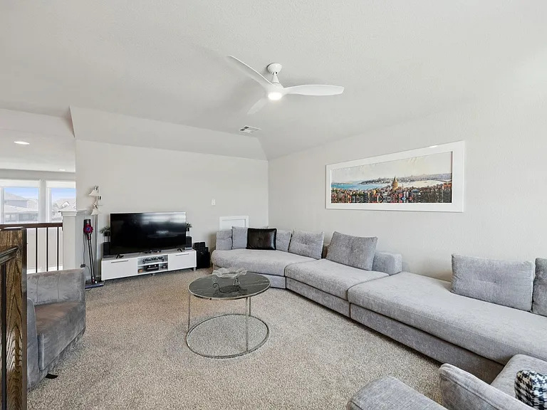 21030 Albany Landing Ln — Photo 19