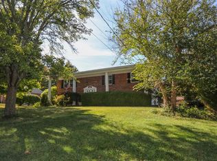 725 Pine Ridge Rd, Milford, OH 45150