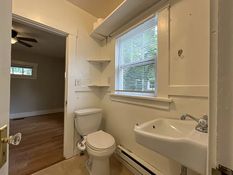5619 NE 26th Ave — Photo 26