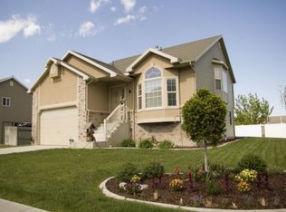 2087 N 725 W, Centerville, UT 84014