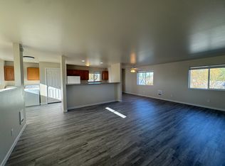 1901 7th St #B, Marysville, WA 98270