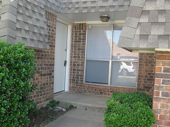 2nd image of 9903 Welch Dr