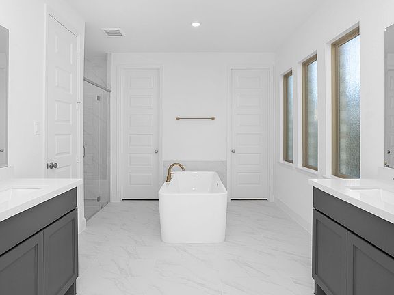 5th image of 25219 Drumin Dr