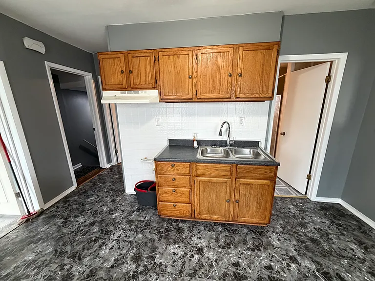 10440 S Torrence Ave #2R — Photo 4