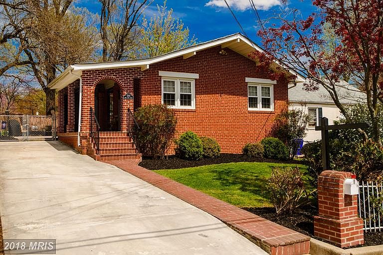 5201 19th Road North