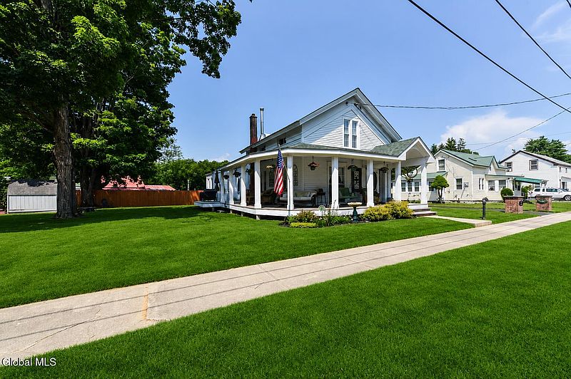3rd image of 111 Mechanic Street