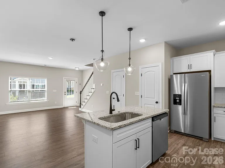 62 Walnut Springs Dr — Photo 9
