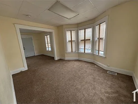 1318 E 188th St — Photo 3