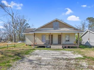 408 S Knapp St, Iowa, LA 70647