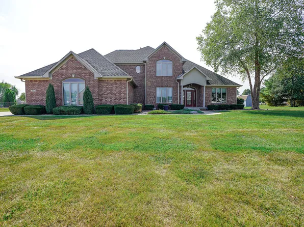 5657 W Baywood Dr, New Palestine, IN 46163