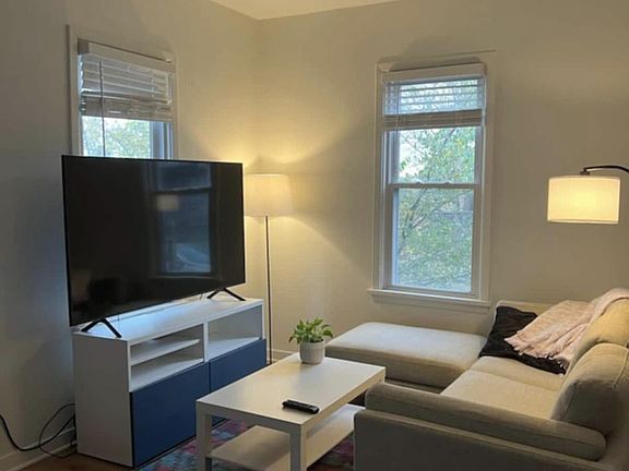 3rd image of 5004 Herman Ave #6