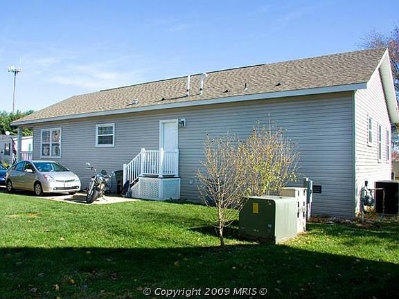 2nd image of 14520 Lanica Cir