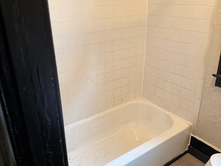 16853 Log Cabin St #2 — Photo 1