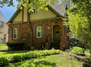 1329 Cosper Ave, Rockford, IL 61107