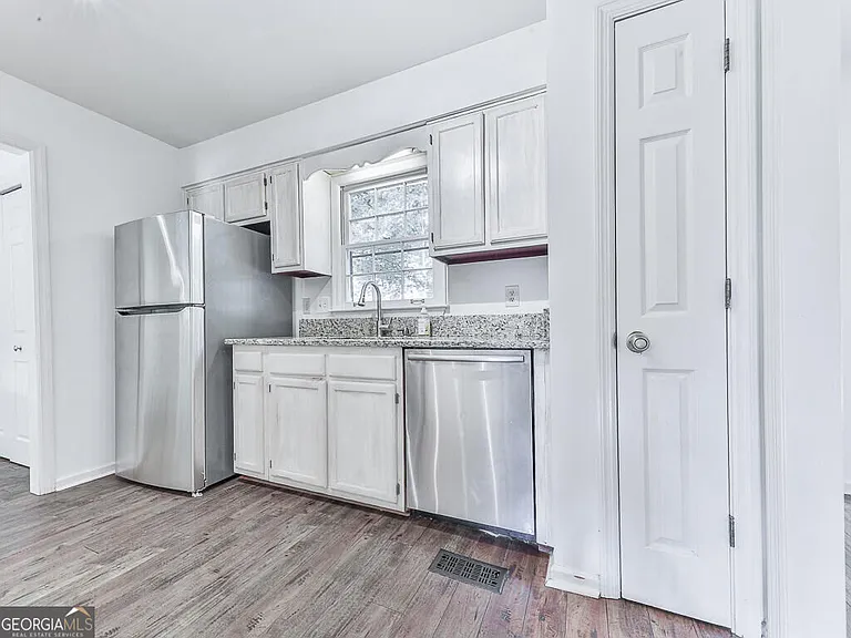 1540 Brookcliff Cir — Photo 10