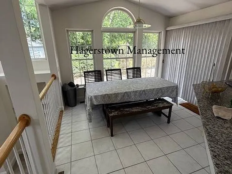11507 Rolling Green Ct — Photo 11