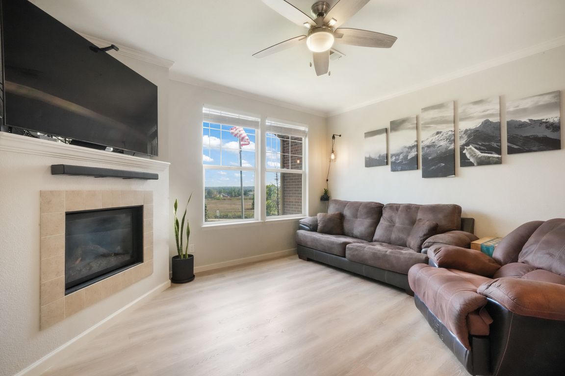 next background image