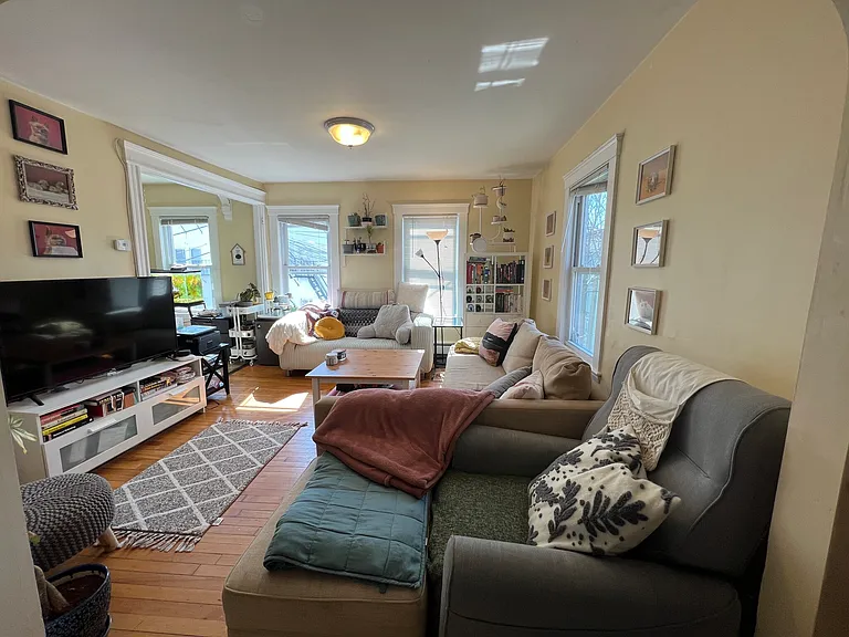 7-9 Craigie Ter #2 — Photo 4