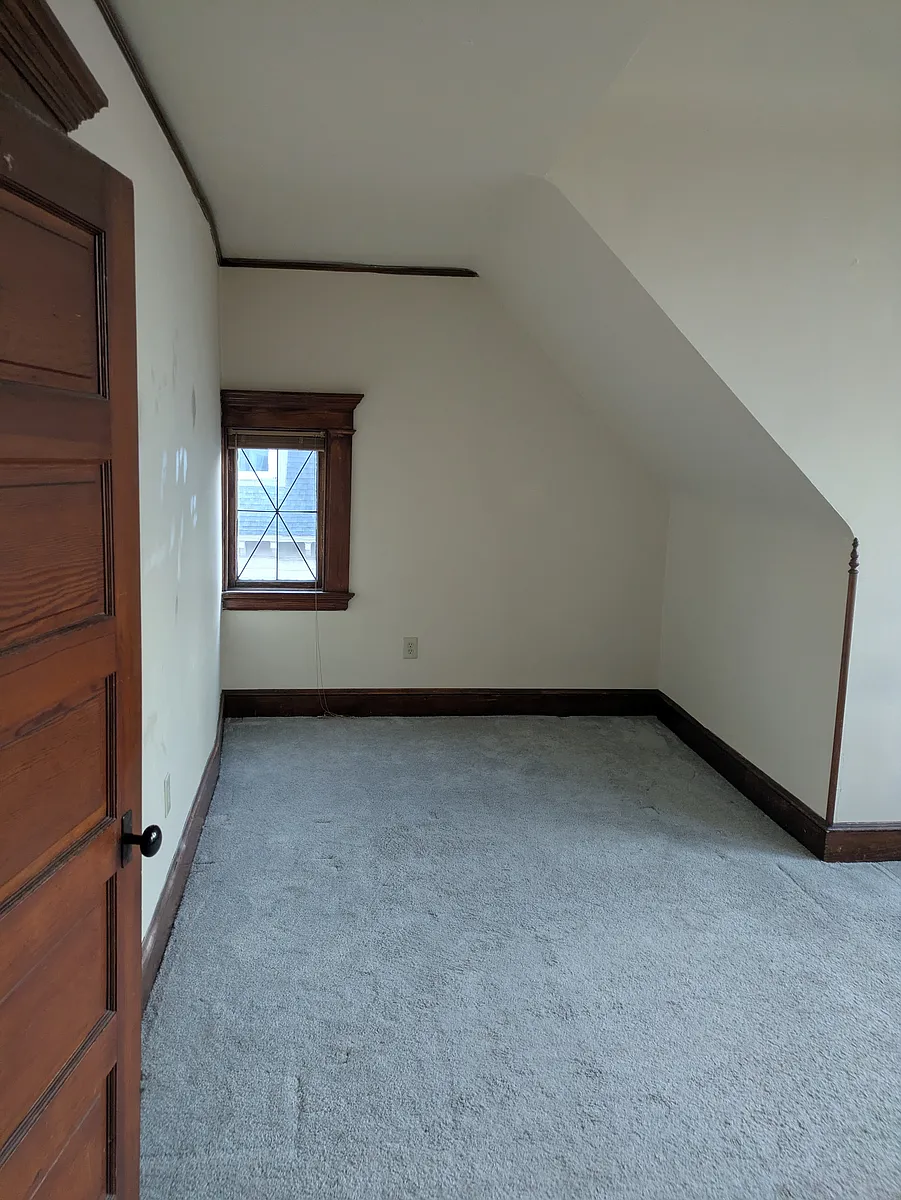 Building Photo - 537 Whitney Ave #3