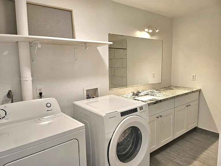 4115 E Moreland St #1 — Photo 10