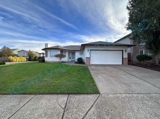 14292 SE Morning Sun Ct, Clackamas, OR 97015