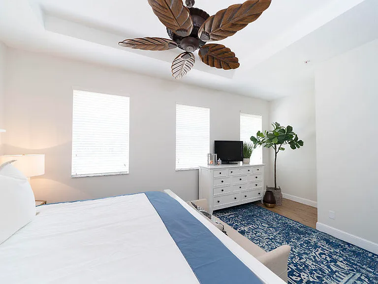 4198 Saint Lukes Ln — Photo 8