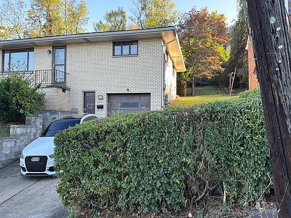 4th image of 1012 McMahon Ave