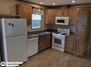 35 Dudley Pl, Bennington, VT 05201