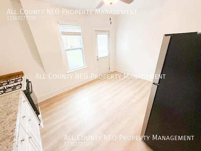 271 Grant St #A — Photo 9