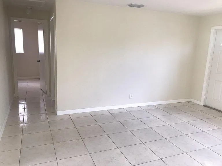 5320 Harriet Pl — Photo 10
