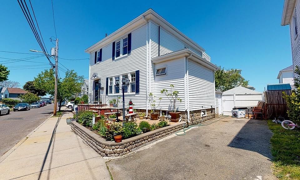 1st image of 26 Wadsworth Ave