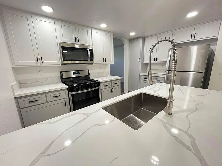 Charter Oaks Apartment Homes — Photo 4