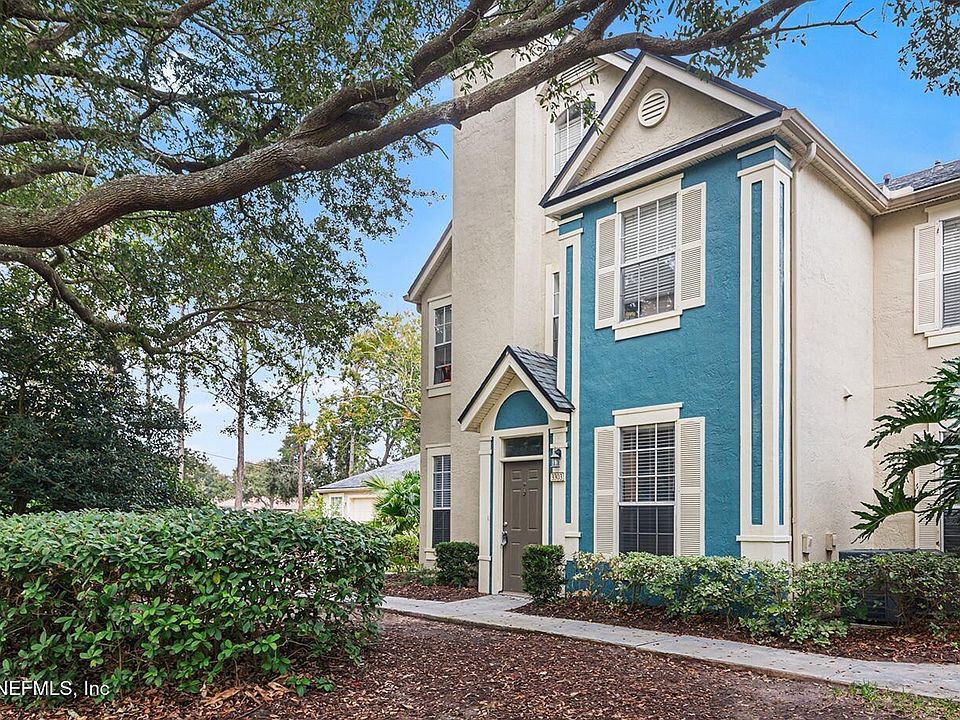 1st image of 13703 RICHMOND PARK Drive N #3303