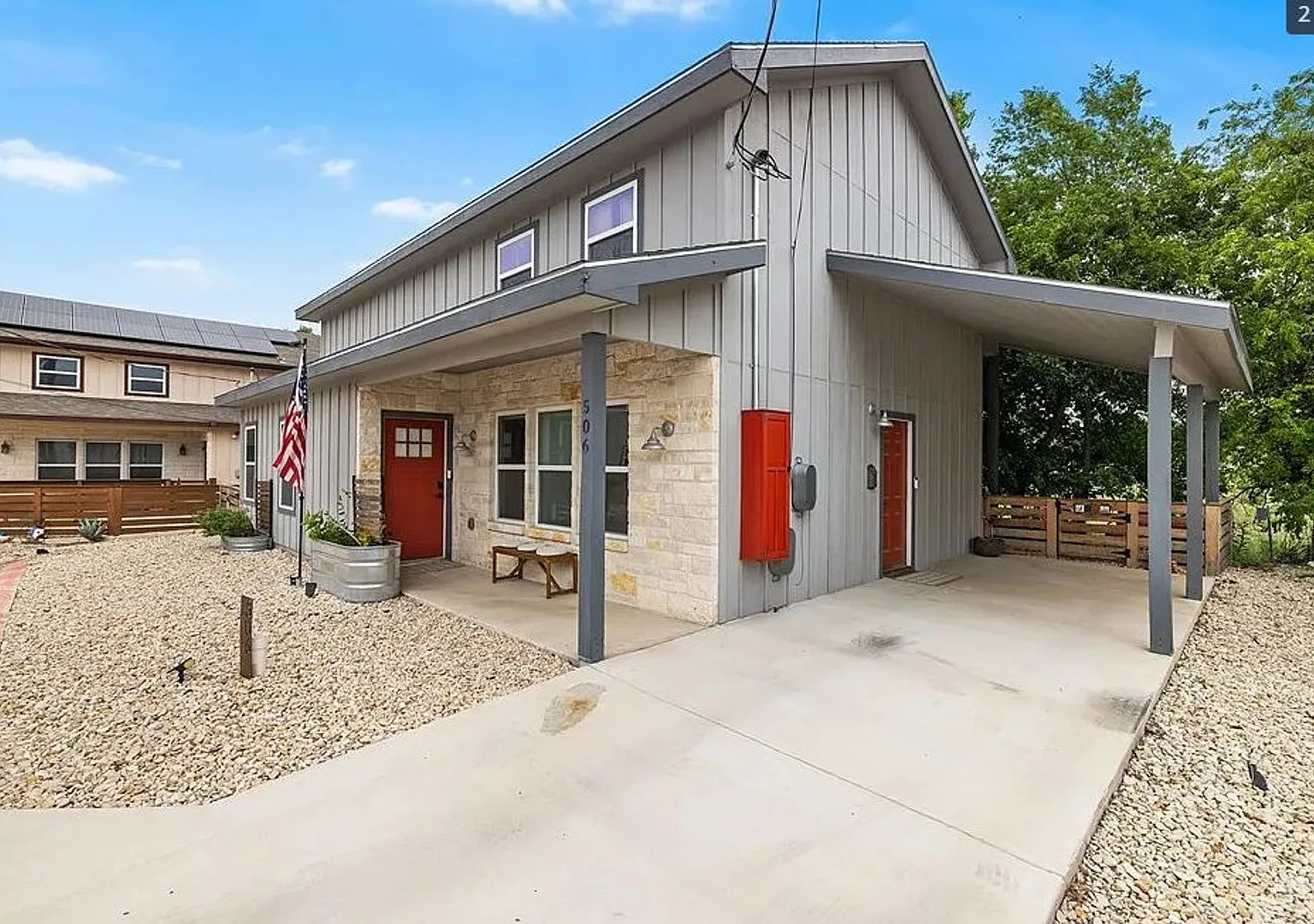 For Lease!! — Photo 2