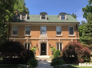 1049 W Woodland Ave, Springfield, IL 62704