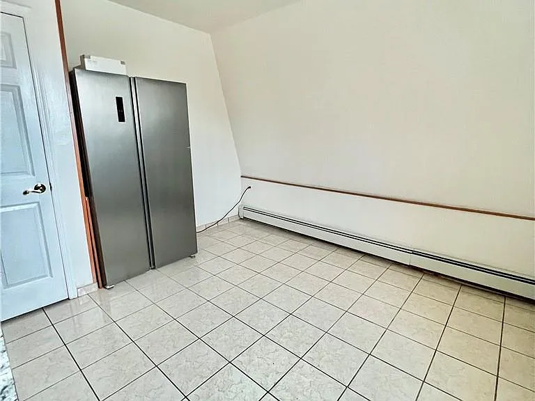 210 Union Ave — Photo 15