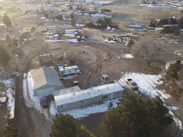 658 Spring Valley Pkwy, Spring Creek, NV 89815