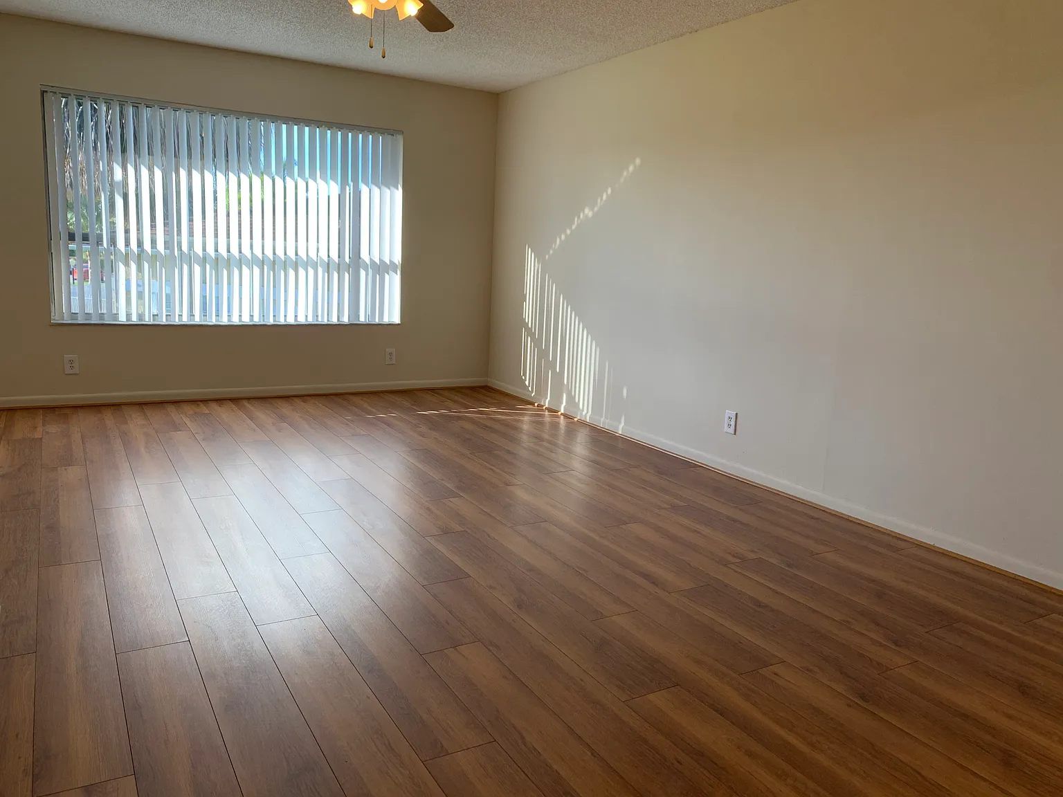 2/2 Unit Coral Springs — Photo 3
