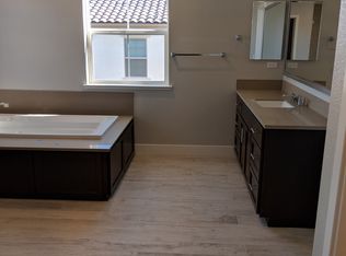 1076 S Dana Ct, Mountain House, CA 95391