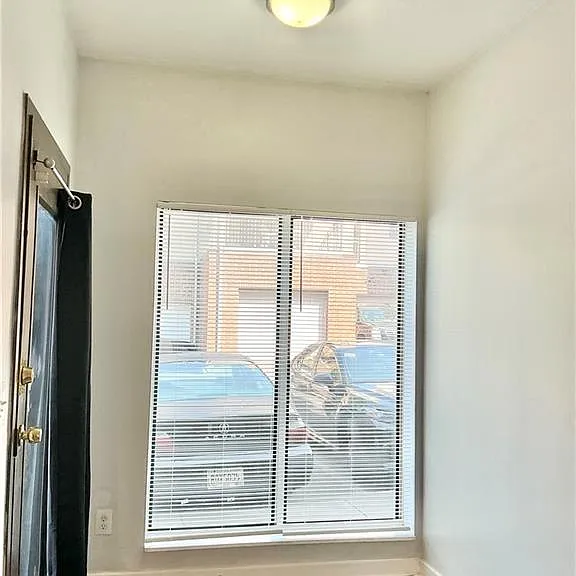 238 Walker St SW #22 — Photo 9