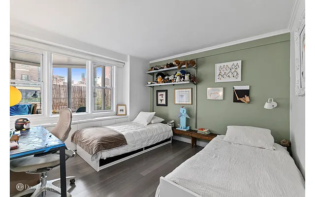 Sold by Douglas Elliman | media 7